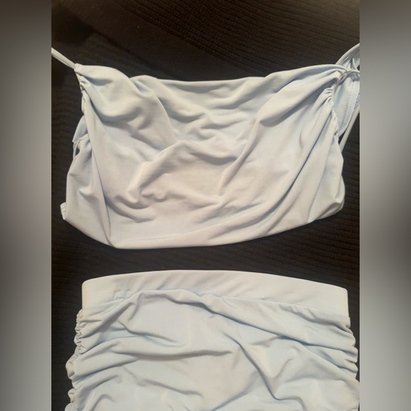 Fashion nova club set baby blue , crossed back, mini skirt - Picture 3 of 6